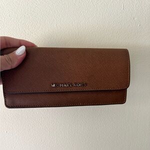 Used Micheal Kors bifold wallet